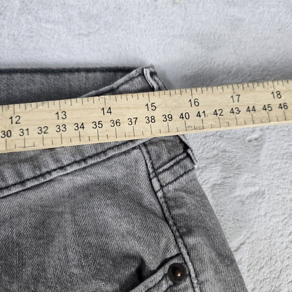 Levis 514 Gray Slim Straight 30x30 Jeans - Picture 5 of 9